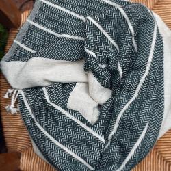 Fouta de luxe en lin verte
