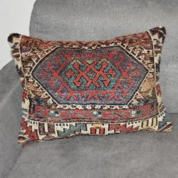 Coussin Nomade Antique  Motifs Multicolores