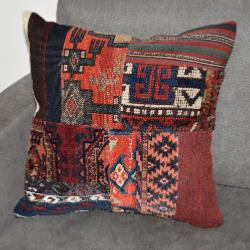 Coussin Kilim vintage & Tapis Antiques