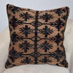 Coussin Nomade Antique Beige Motifs Noirs