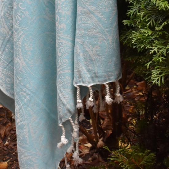 Fouta turquoise dessins décoratifs