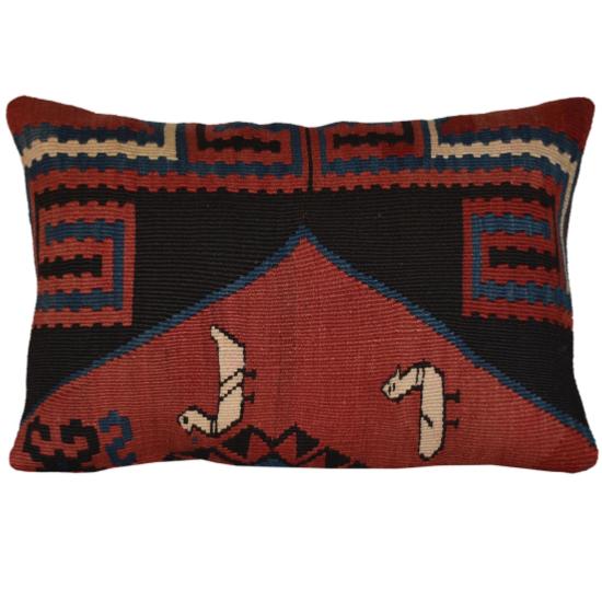 Coussin  Ethnique Vintage Rectangulaire Rouge Et Noir
