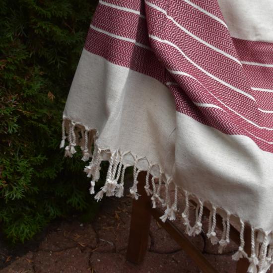 Fouta de luxe en lin motif rouge