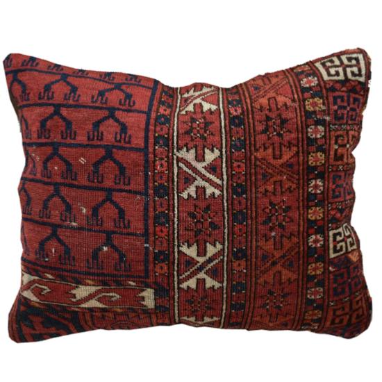 Coussin Nomade Antique Rouge Motifs Multicolores